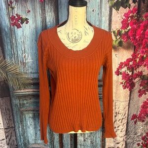 JW‎ Style burnt orange ribbed sweater, size large, good condition